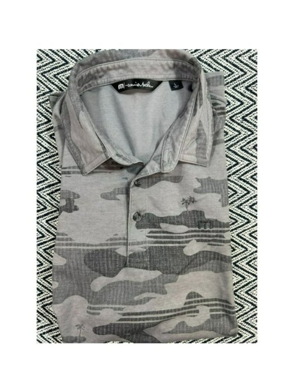 TravisMathew Men's Gray Camouflage Island Polo L Travis Mathew Golf Peru Short S